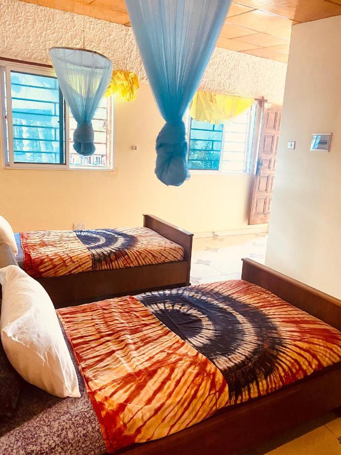 Jungle Beach Resort Sanyang Buitenkant foto