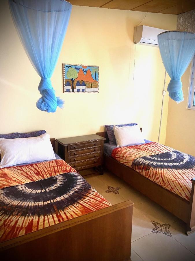 Jungle Beach Resort Sanyang Buitenkant foto