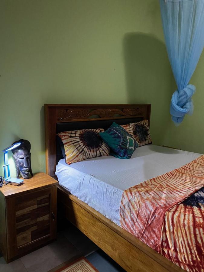Jungle Beach Resort Sanyang Buitenkant foto
